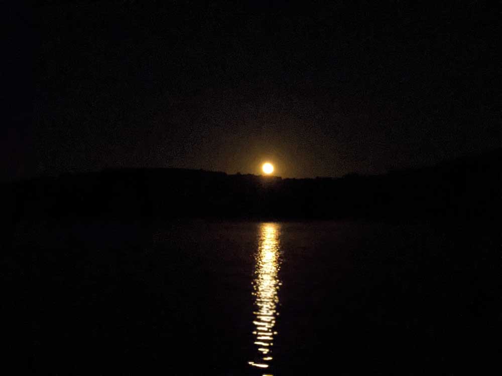 Moon rise at anchorage